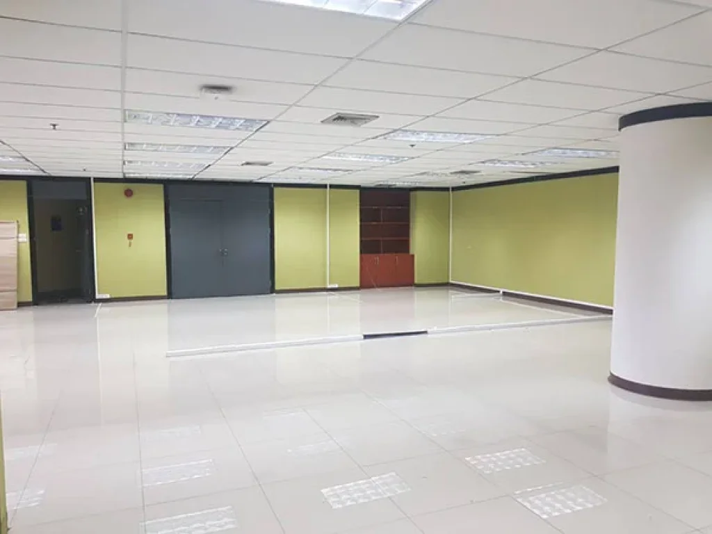 เช่าด่วน พื้นที่สำนักงานให้เช่า พระราม 4 For Rent Office Space at Rama 4 for Rent