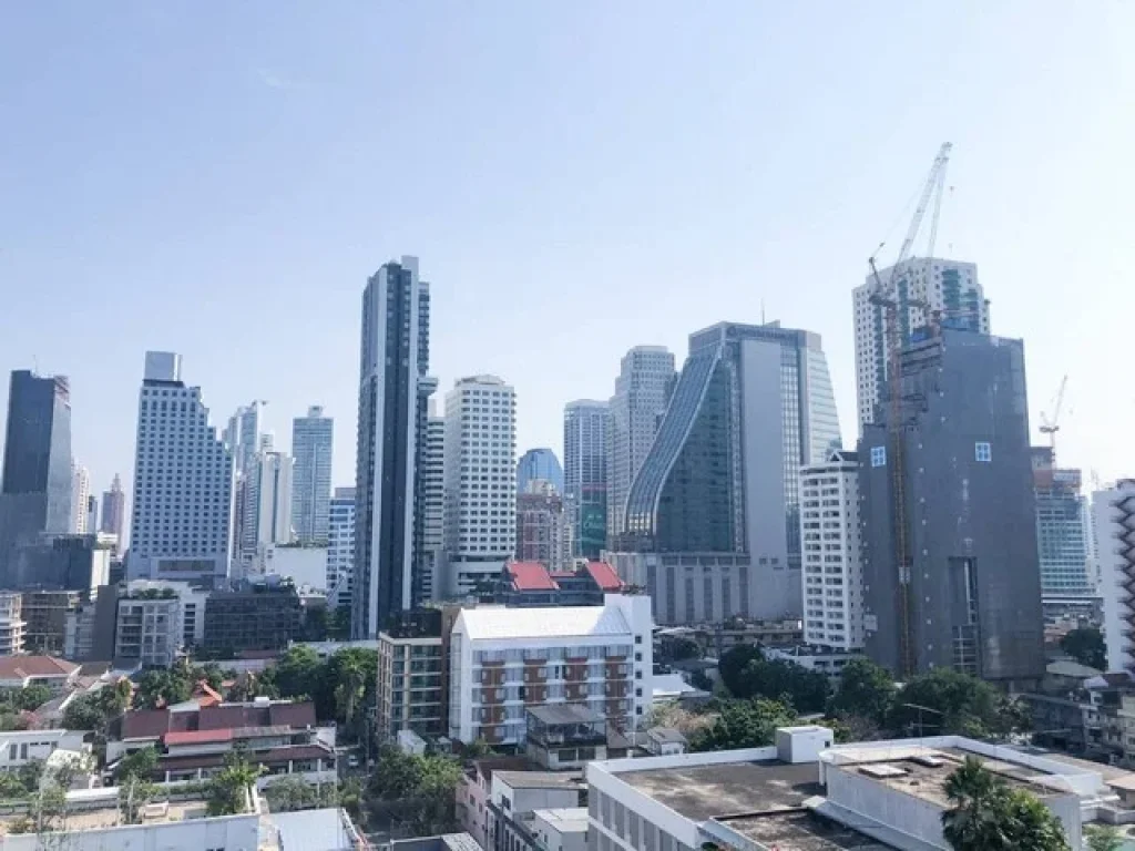 ให้เช่า คอนโดมิเนียม Wind Sukhumvit 23 ห้องหัวมุม Detach Condo