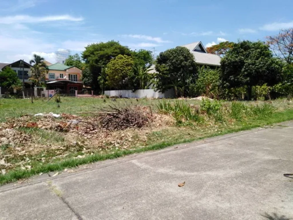 ขายที่ดินจัดสรร ในหมู่บ้านมัณฑนา ซ6 ถมแล้ว 70 ตรว อพระประแดง จสมุทรปราการ