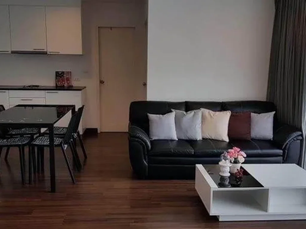 D 65 Condo for rent and Sale