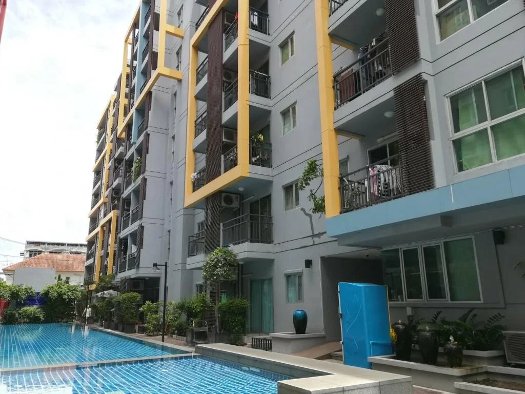 ขาย The Escape condominium ดิ เอสเคป คอนโดมิเนียม วิวนอก ซอยสุขุมวิท 1011 แขวง บางจาก เขต พระโขนง จังหวัด กรุงเทพฯ