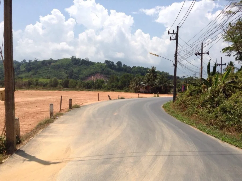 ขายที่ดินใกล้หาดในยางสาคู ถลาง ภูเก็ต เนื้อที่ 3 ไร่เศษ ขายเหมา 25 ล้าน