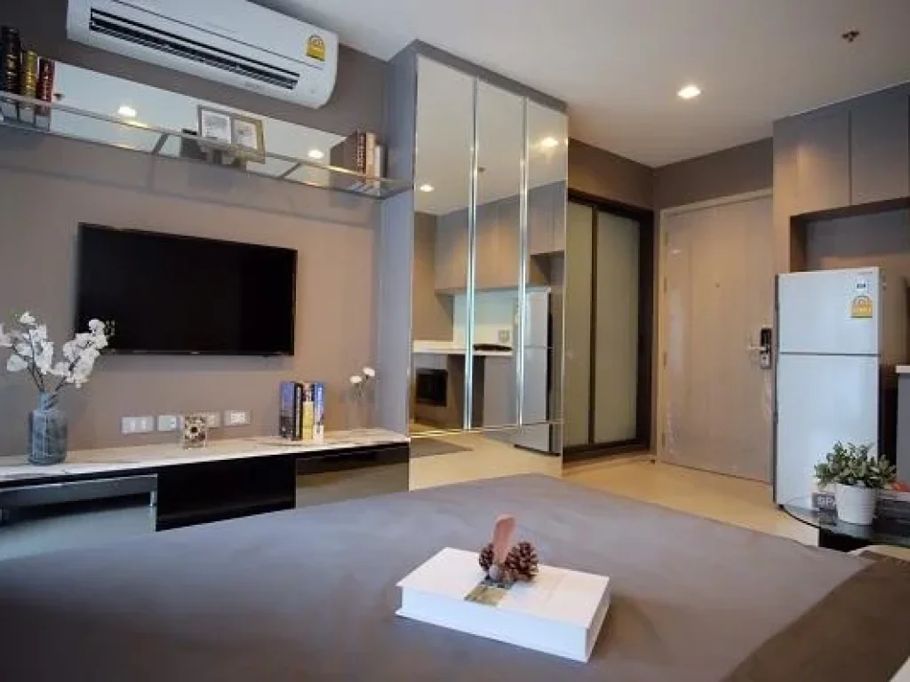 For rent Rhythm 36-38 new luxury condo near thonglor nice decoration good price