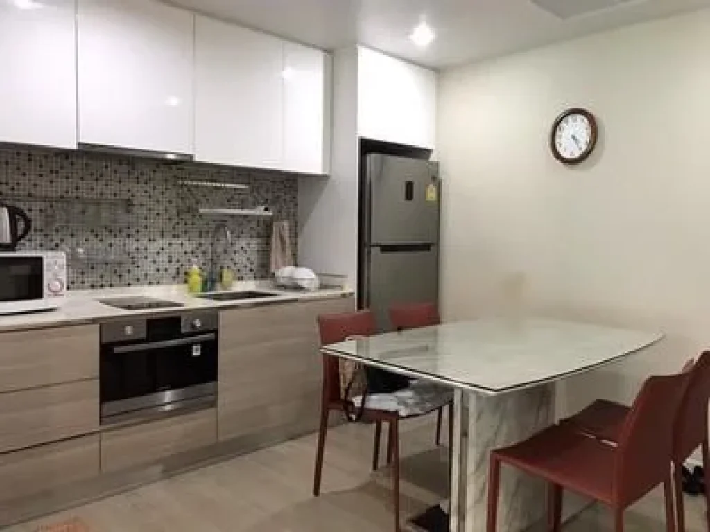 For Rent hot deal at The Room Asoke 1 bed professional design