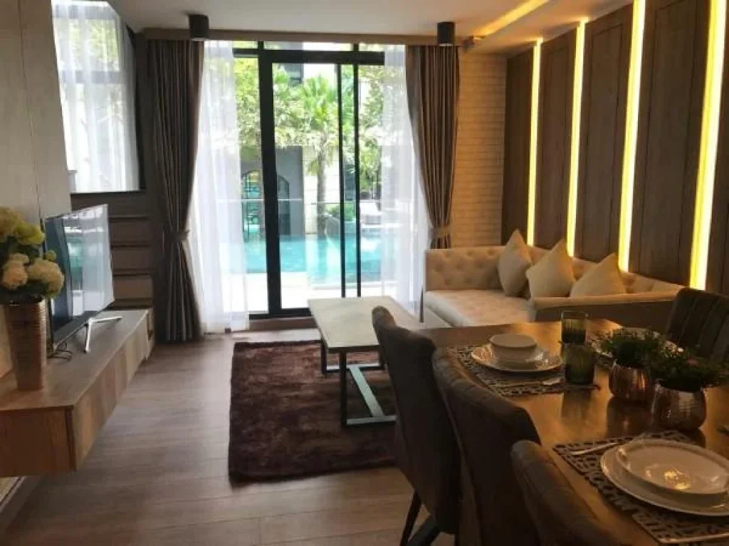 ให้เช่า Condo The Unique สุขุมวิท 621 ขนาด 135 ตรม ห้องแบบ Triplex 4 ชั้น 3 ห้องนอน