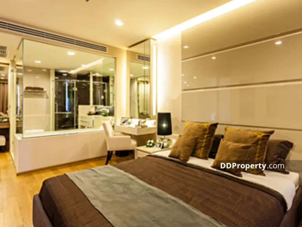 Quick Sale Address Sathorn condo only 76 M The last unit for this price