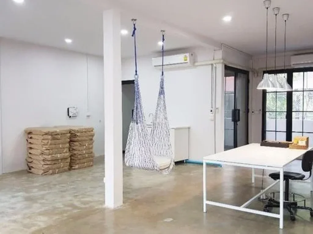 House for Ren ให้เช่าตึกแถว 2ชั้น พร้อมที่ดิน 45000บาทเดือน