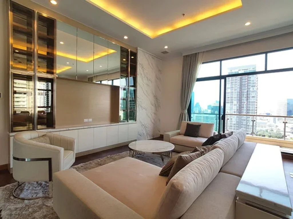 เช่าด่วน คอนโดหรู แบบ 4 ห้องนอน ที่ คอนโด Supalai Elite Suan Plu ถสาธรใต้ For Rent - A Beautiful 4 bedroom unit available at Soi Suan Plu