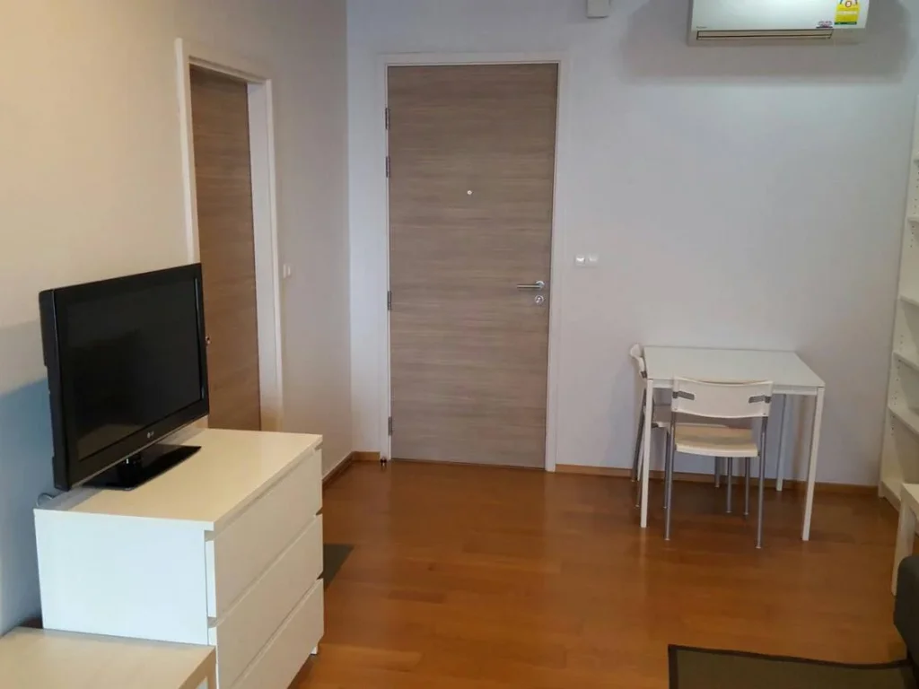 Condo for Rent at Hive Taksin 40 Sqm