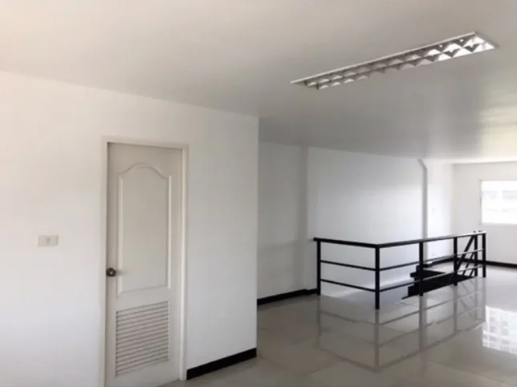 OFFICE SPACE IN RAMA 9 FOR RENT