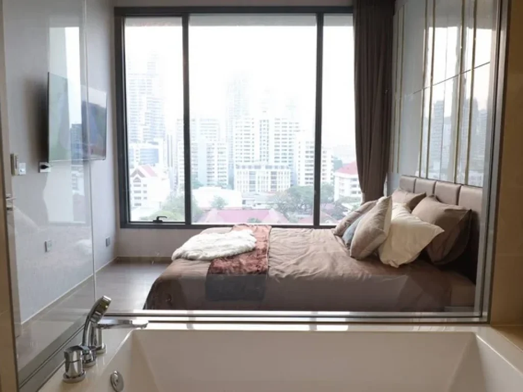 Condo The Esse Asoke ดิ เอส อโศก ชั้น10 ให้เช่า ใกล้MRT สุขุมวิท มศว Terminal21