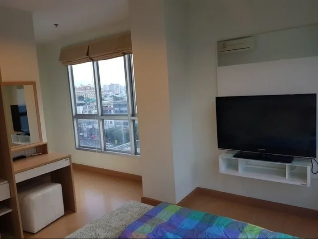 ขายด่วนห้องชุด คอนโด LifeRatchada-Huaikwang Urgent Sale Condo Life Ratchada-Huaikwang