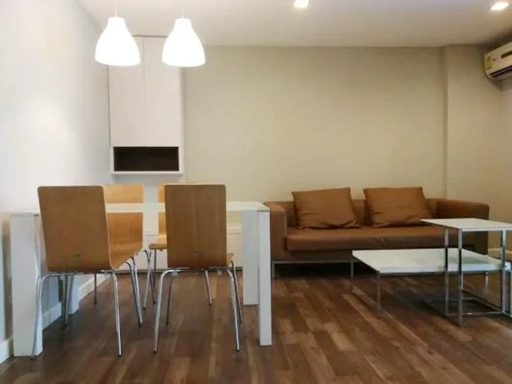 เช่า FOR RENT THE ROOM SUKHUMVIT 79 2 beds 1 bath 58 Sqm23000 GREAT LOCATED NEAR BTS ONNUT