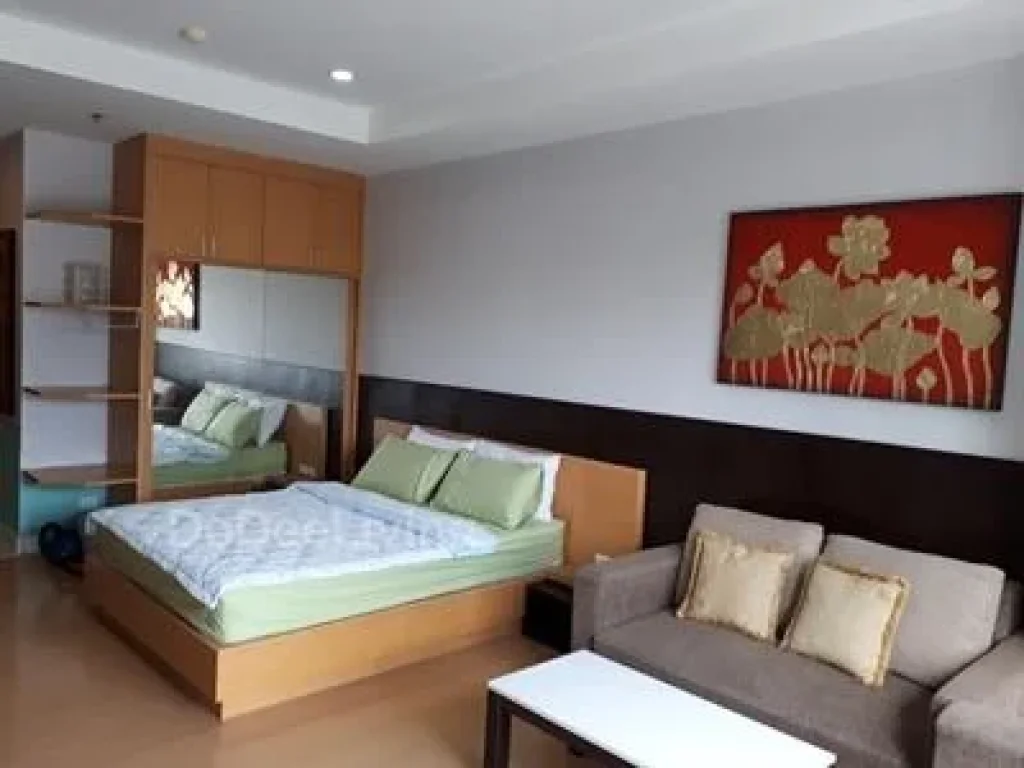 ให้เช่า Trendy Condo ห้องใหญ่พร้อมระเบียราคา 8500 บาท ขนาด 30 ตรมชั้น 8