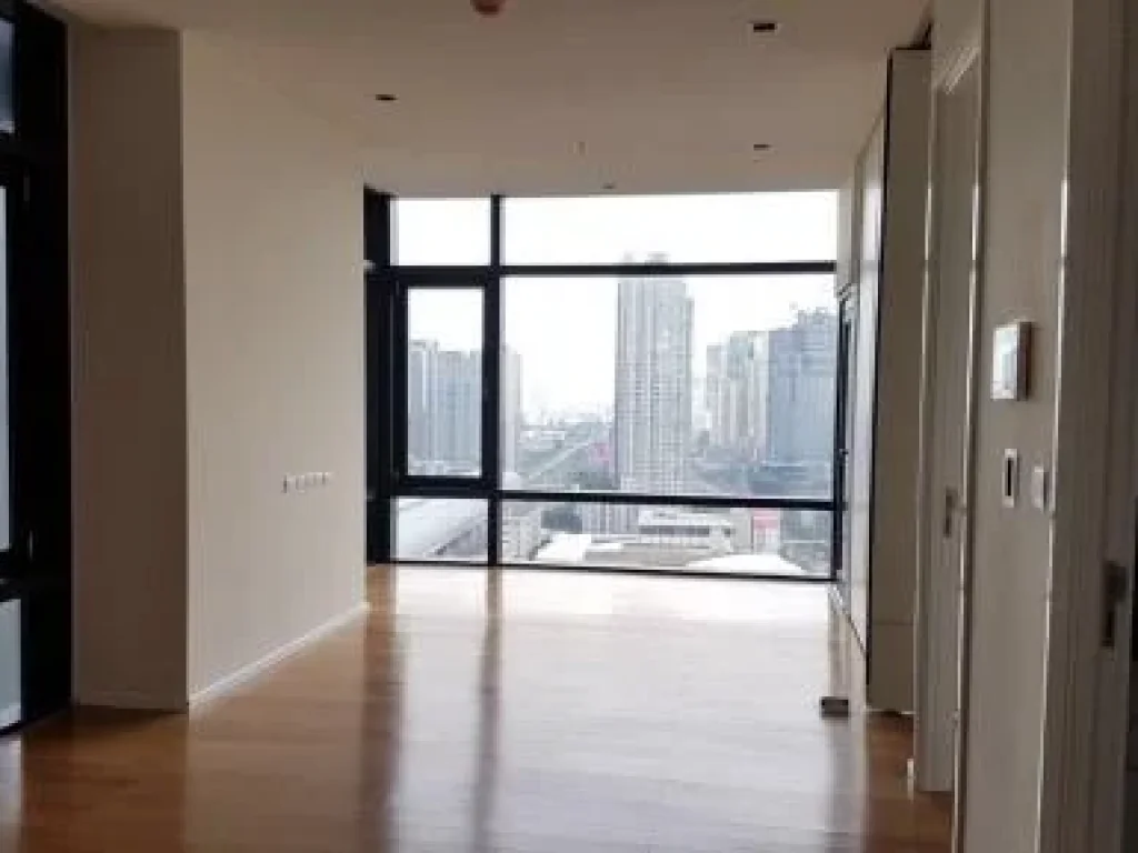 025 Beautiful 1 Bedroom 57 sqm level 22 Near Phetchburi MRT 5 minutes