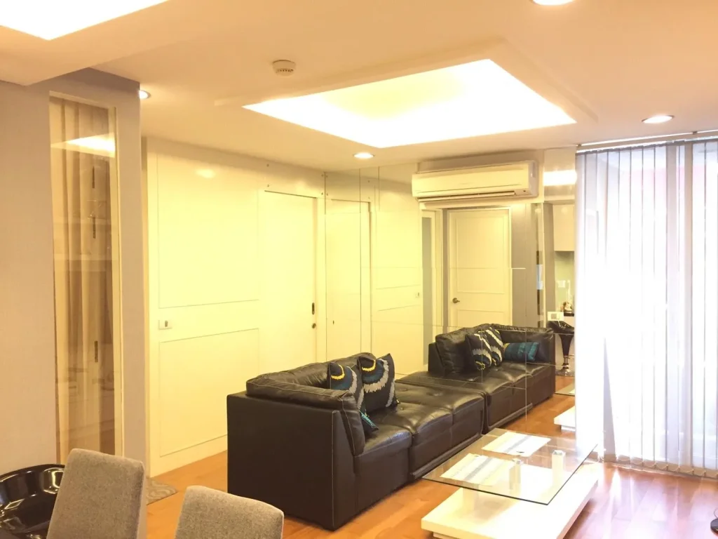 Nice 2 beds room unit for rent near to BTS ploenchit fully furnished 