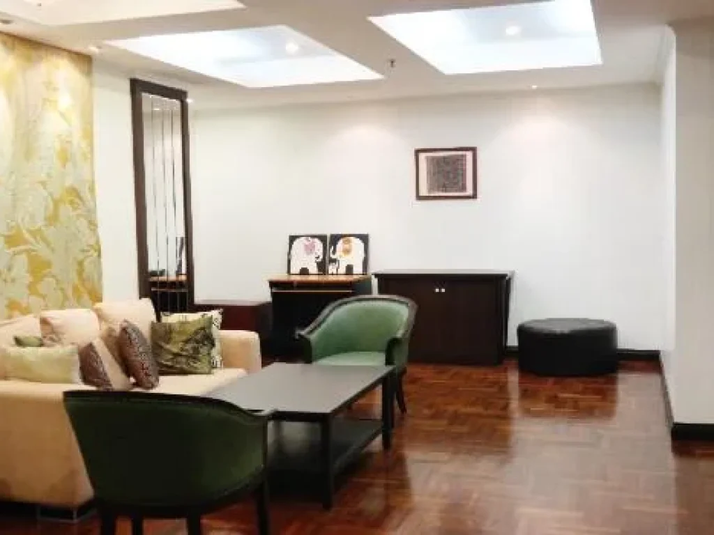 Condo For rent Baan Suanpetch Sukhumvit 39 2Bed 3Bath 131 sqm