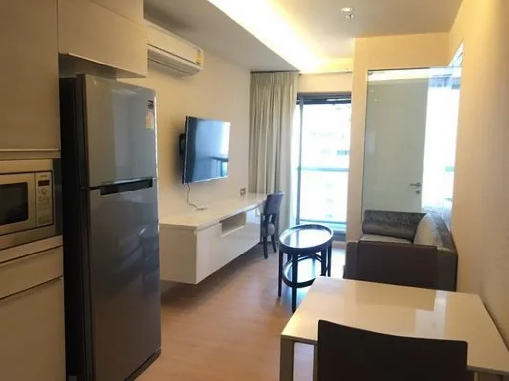 เช่า FOR RENT H CONDO SUKHUMVIT 43 1 bed 40 Sqm38000 Modern Decorated Fully Furnished NEAR BTS PHOMPONG