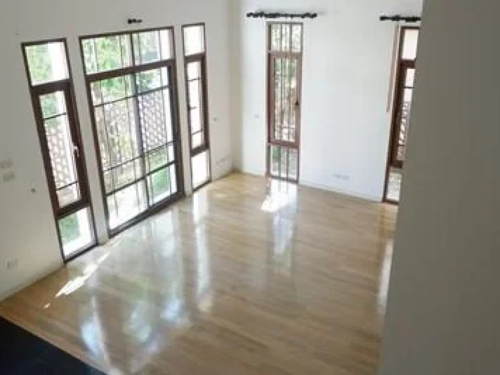 4 Bedrooms 82 SqWah in Baan Sansiri 67 -House for sale in Sukhumvit