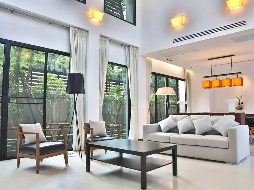 House for rent 4 bedrooms Single House in Sukhumvit area