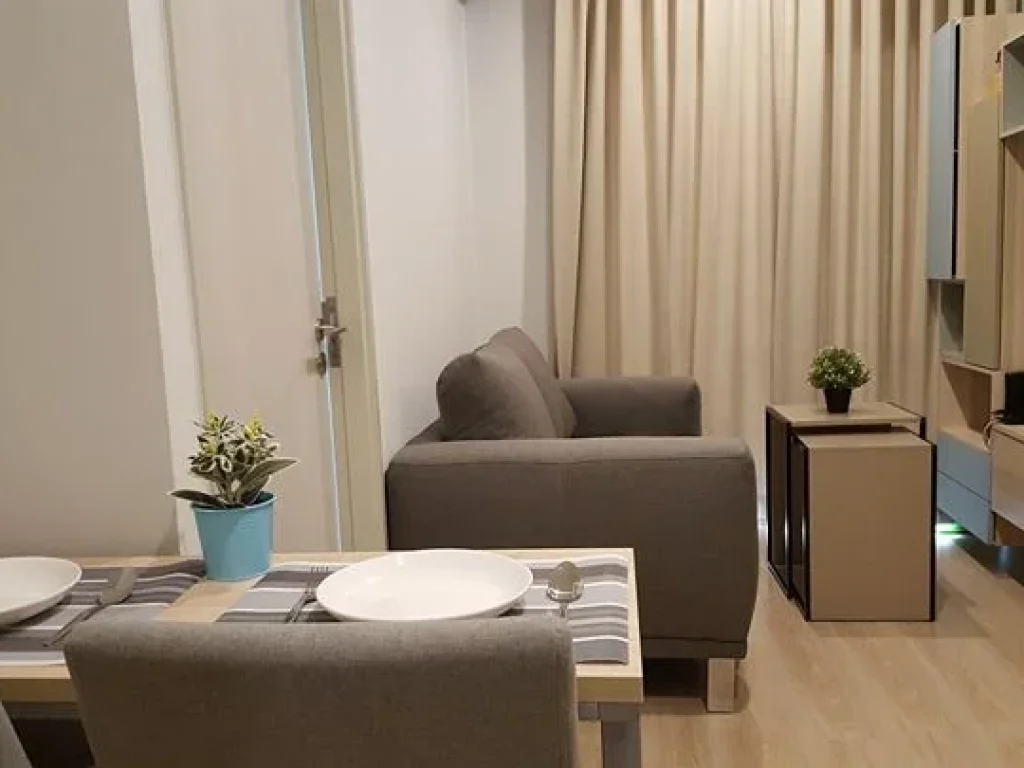 CR3107Room For Rent Noble Revolve Ratchada 16000month