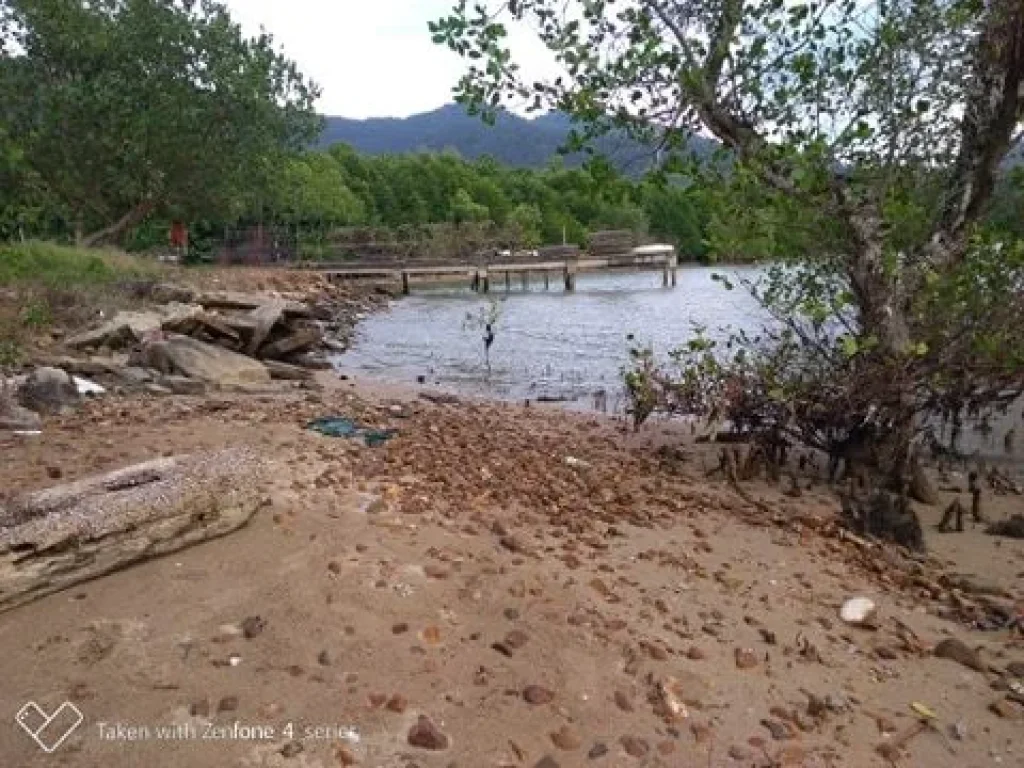 KOH CHANG PARADISE AT AN INCREDIBLE PRICE ขายที่ดินเปล่าติดทะเลราคาถูกบนเกาะช้าง จังหวัดตราด เอกสารสิทธิ์โฉนด