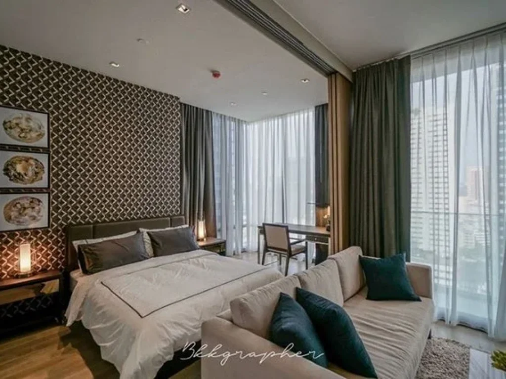 Luxury Condominium in Silom 1bedroom 49 Sqm for rent at Ashton SilomHigh floor