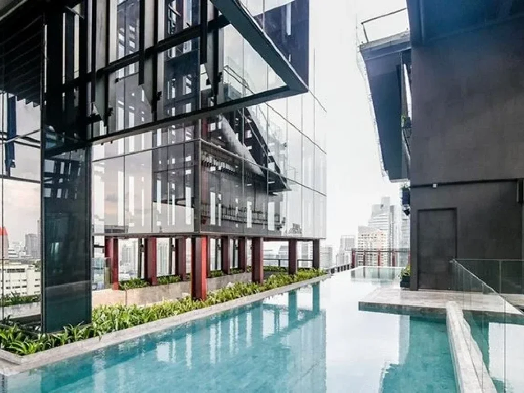 Luxury Condominium in Silom 1bedroom 49 Sqm for rent at Ashton SilomHigh floor