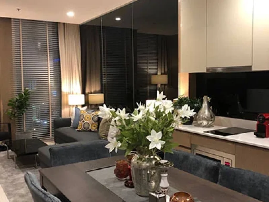 ด่วน ห้องสวย แต่งหรู ใหม่กิ๊ก แบบ 2 ห้องนอน ที่ คอนโด Noble เพลินจิต For Rent A Luxurious Brand New and Nicely Decor 2 Bedroom Unit at Noble Ploe