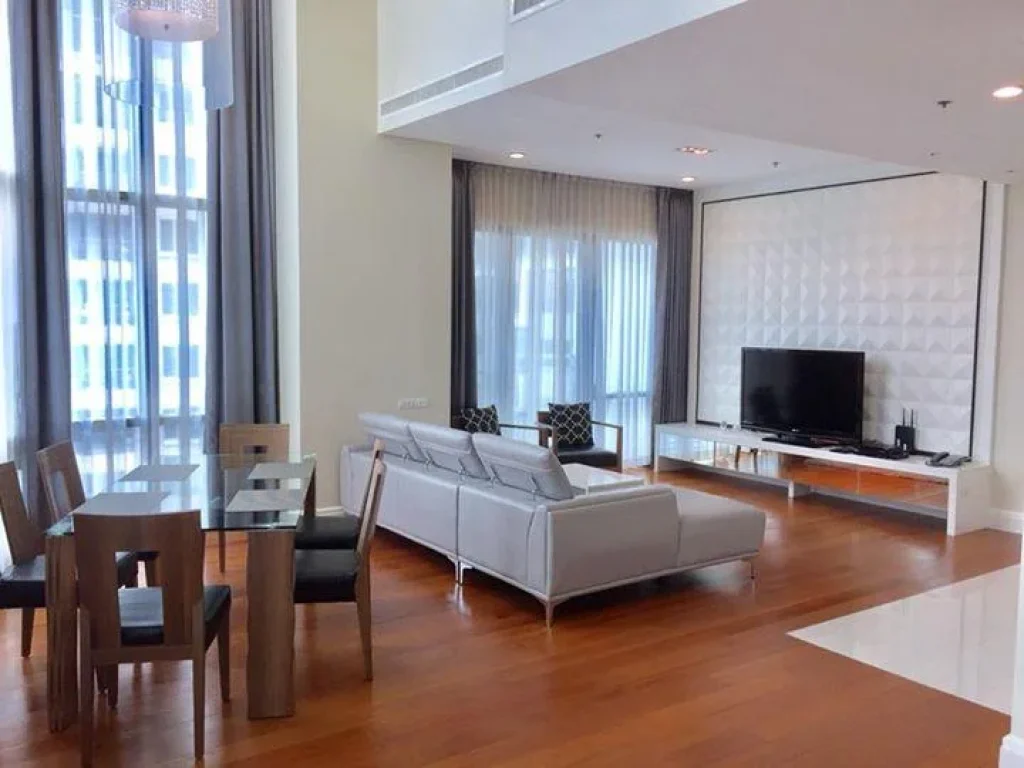 Condo for RENT Duplex 3 Bedroom 17957 SqM in Prompong area ONLY 135000 THB