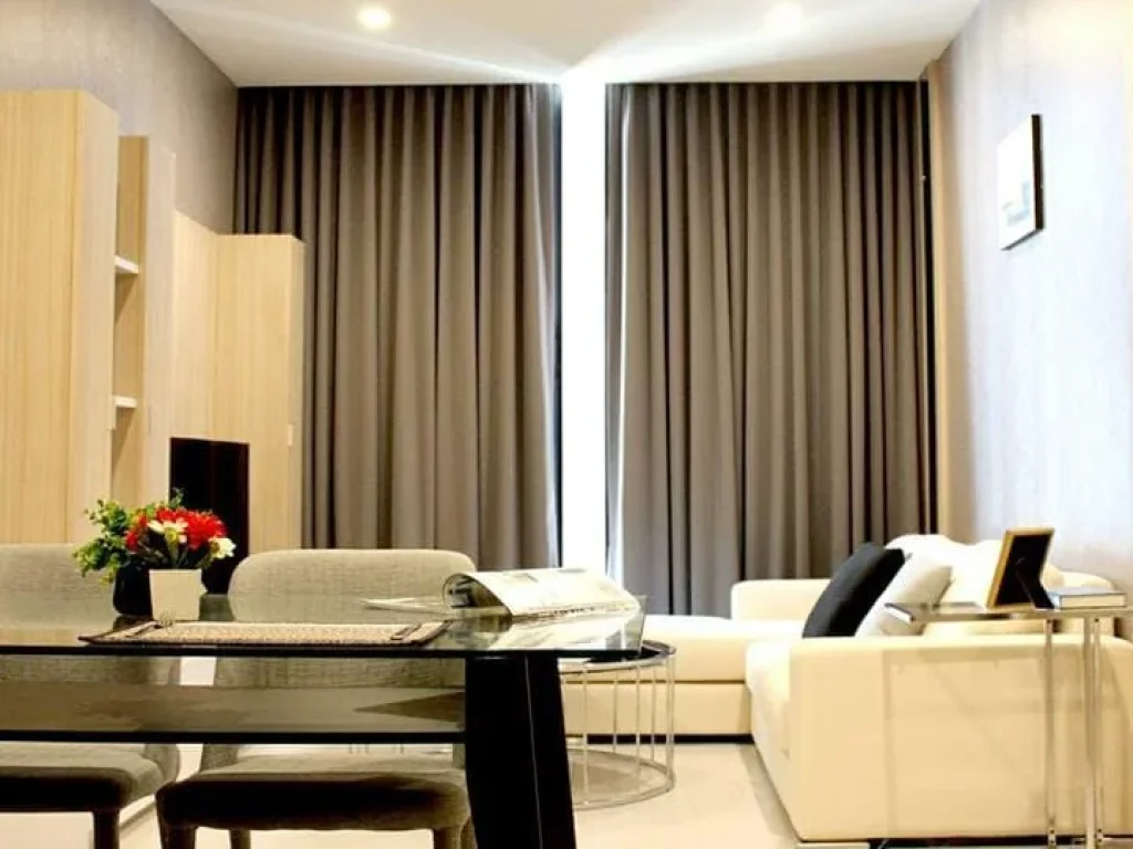 ให้เช่า Noble Ploenchit รูปแบบห้อง1 bedroom 60 sqm floor 20 วิวเมือง-ติดBTS เพลินจิต 250เมตร