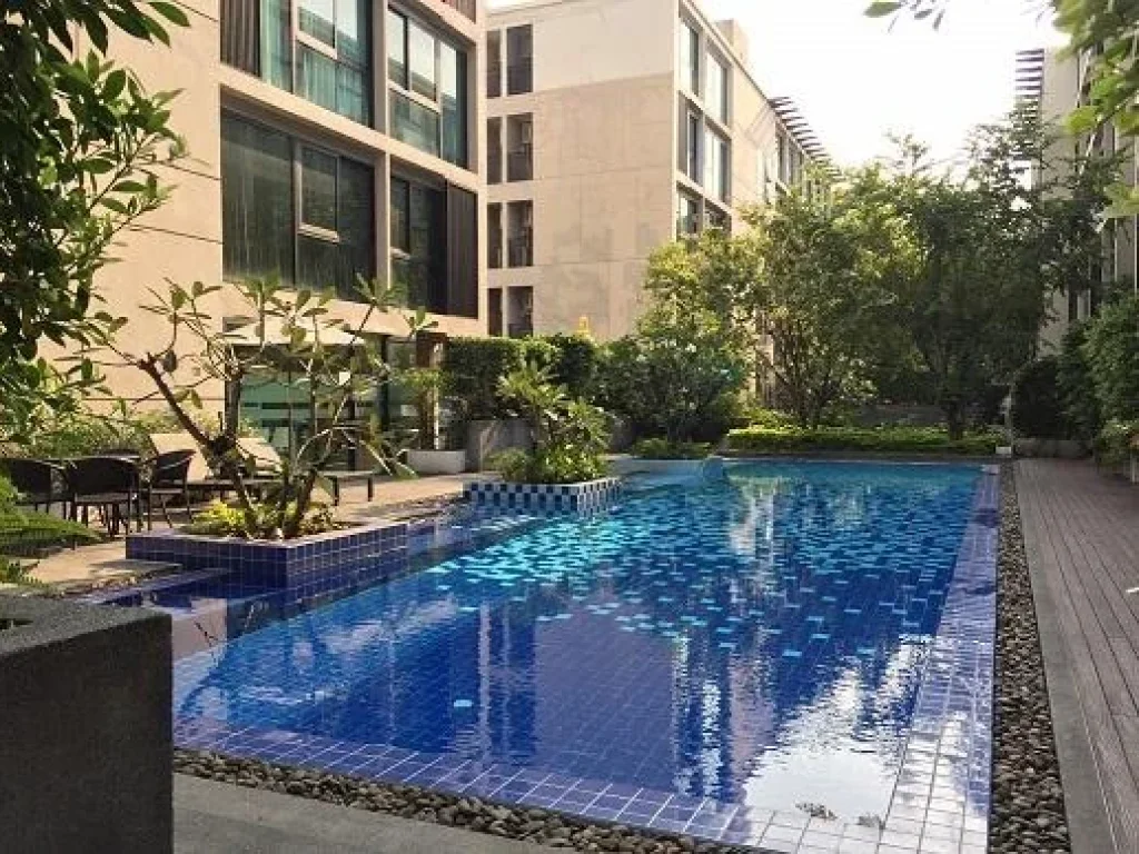 Sale cheap condo and very nice condo at Sukhumwit near to BTS please call 06-1919-8080