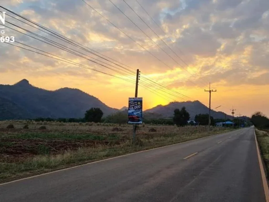 ขายที่ดินสวย ติดถนนราดยาง วิวหุบเขา ปากช่อง