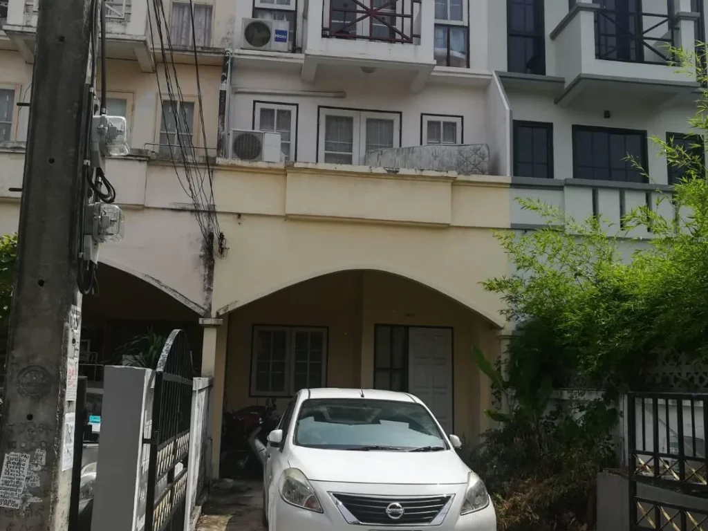 RENT ให้เช่า Townhouse 3 ชั้น ให้ซอยพุ่มอุไร ห้วยขวาง RT188