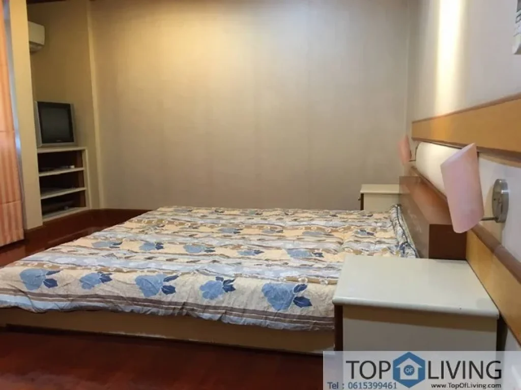 For Rent Townhome Soi Taksin 41 furniture 270 square 4 beds 4 baths