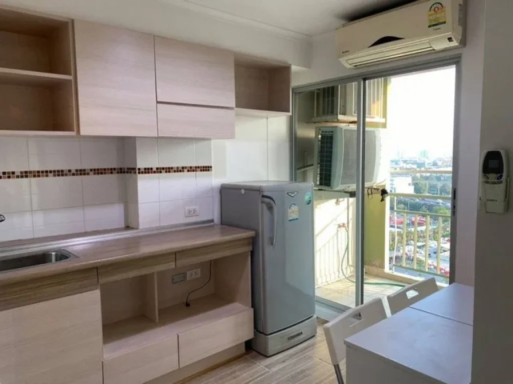 Lumpini Rama 4 convenient comfortable 18th floor beautiful view BTS Ekkamai