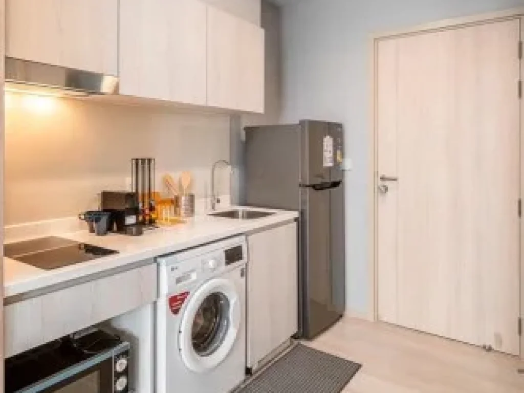 FOR RENT Life One Wireless size 25 sqm 38 Floor - Studio unit Kitchen Bathroom