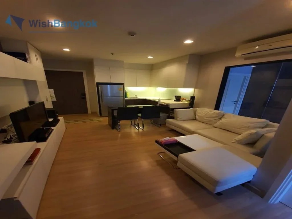 ขายคอนโด Urbano Absolute Sathon - Taksin ใกล้ BTS กรุงธนบุรี 1ห้องนอน 38ตรม