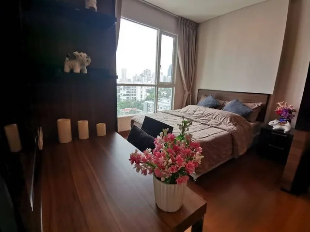 Ivy Thonglor convenient peaceful pleasant safe BTS Thonglor