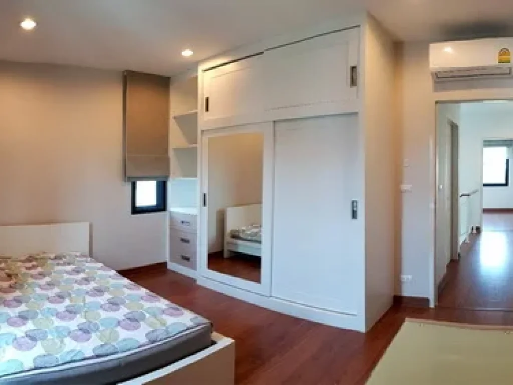 ขายบ้าน บางนา ศรีนครินทร์ VILLA ARCADIA 4ห้องนอน จอดรถ 4คัน สภาพดี เหมือนใหม่