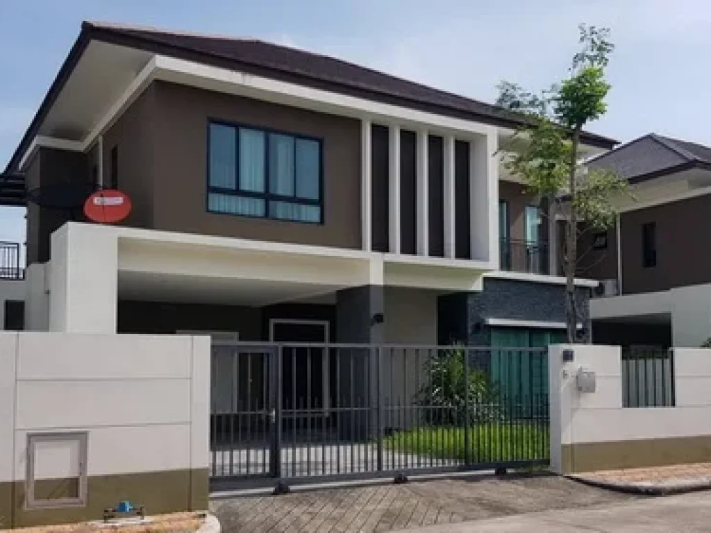 ขายบ้าน บางนา ศรีนครินทร์ VILLA ARCADIA 4ห้องนอน จอดรถ 4คัน สภาพดี เหมือนใหม่