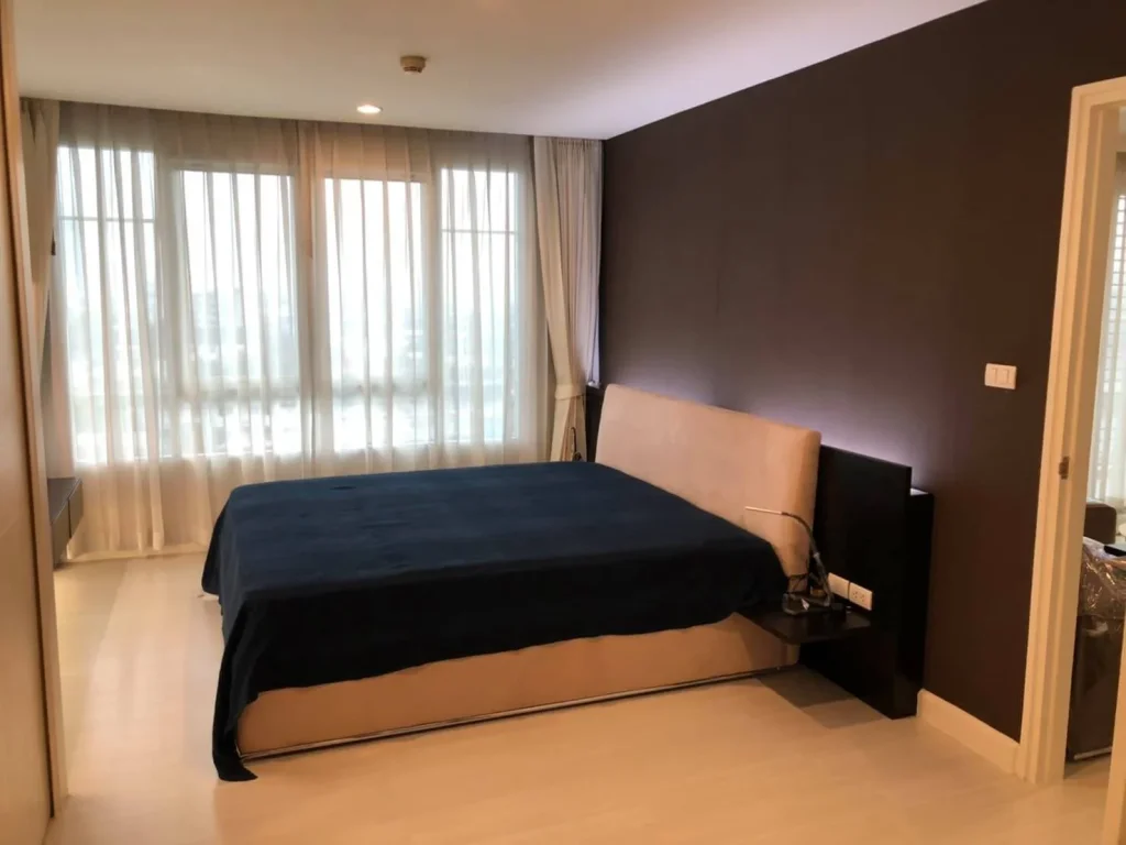 For rent The Bangkok Sathorn BTS Wongwian Yai 2 bed only 25000 Bath Fully furnished