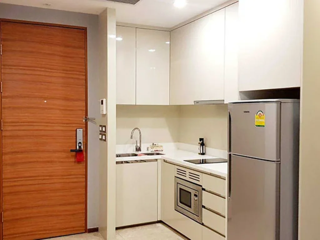 คอนโด ห้องสวย แบบ 2 ห้องนอน ซอย สุขุมวิท 28 For Rent A Beautiful 2 Bedroom Unit at Sukhumvit 28