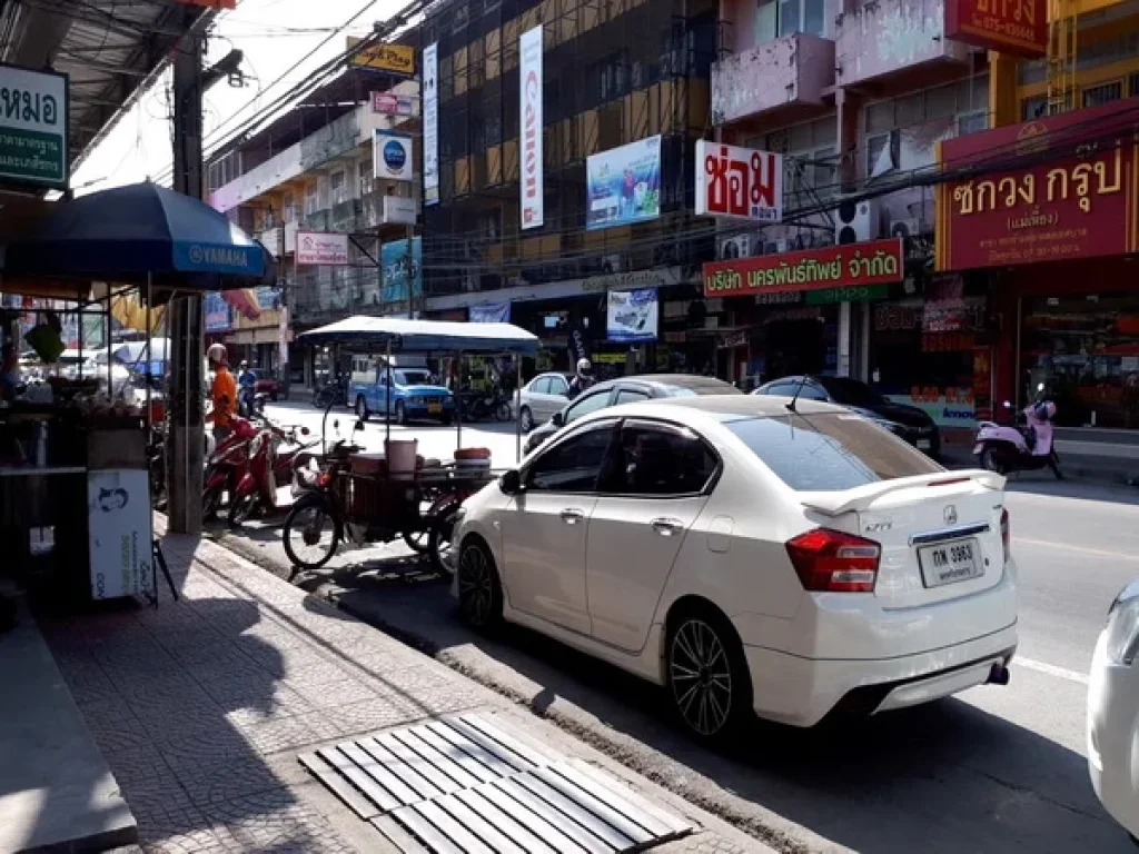 อาคารพาณิชย์ แยกคูขวาง ราชดำเนิน เมือง นครศรีธรรมราช