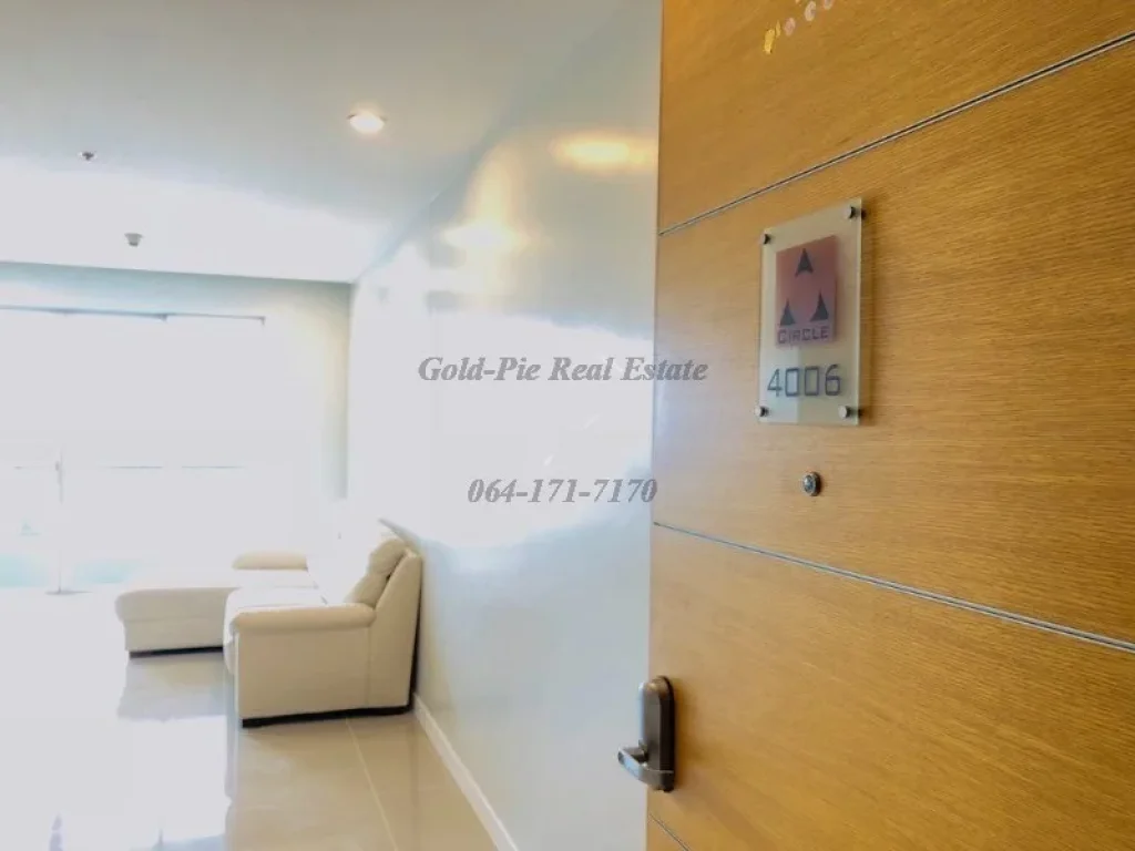 SC298M SALE Circle Condominium 74sqm 2bed 40F 920 Baht