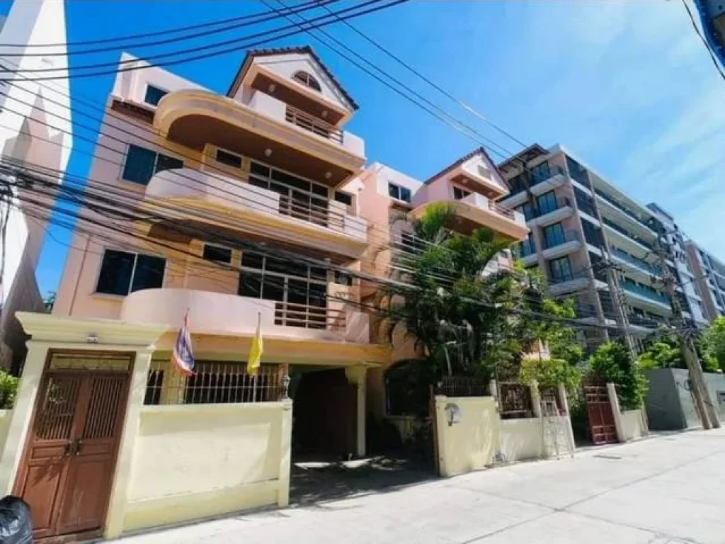 รหัสทรัพย์ R2307 For Rent บ้าน 4 ชั้น สุขุมวิท 31