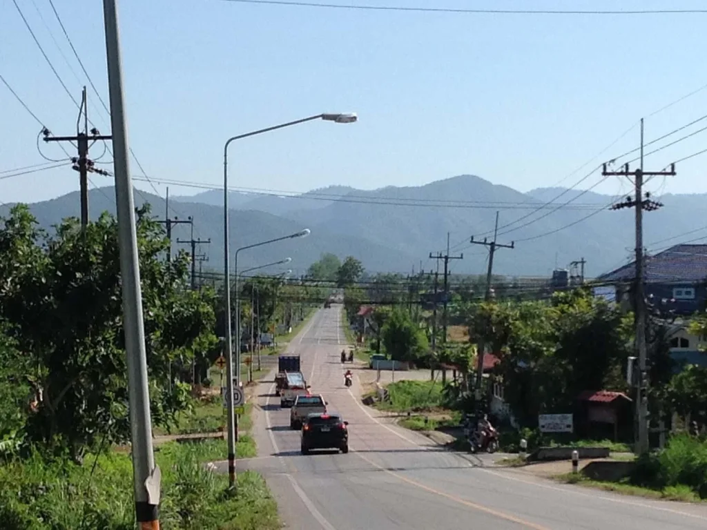 ขายที่ดินติดถนนหลวงหมายเลข3038ถนนหลวงสายเขื่อนแม่งัดสมบูรณ์ชลon Chon Highway Adjacent to the main road