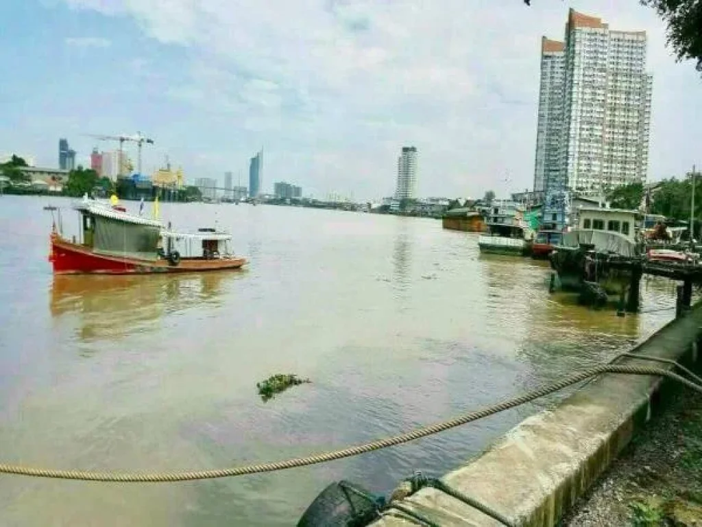 ขายที่ดิน แปลงใหญ่ แปลงสวยมาก ติดแม่นํ้า เจ้าพระยา บนถนนใหญ่ ราษฎร์บูรณะ ซอย 32 ย่านธุรกิจใหม่