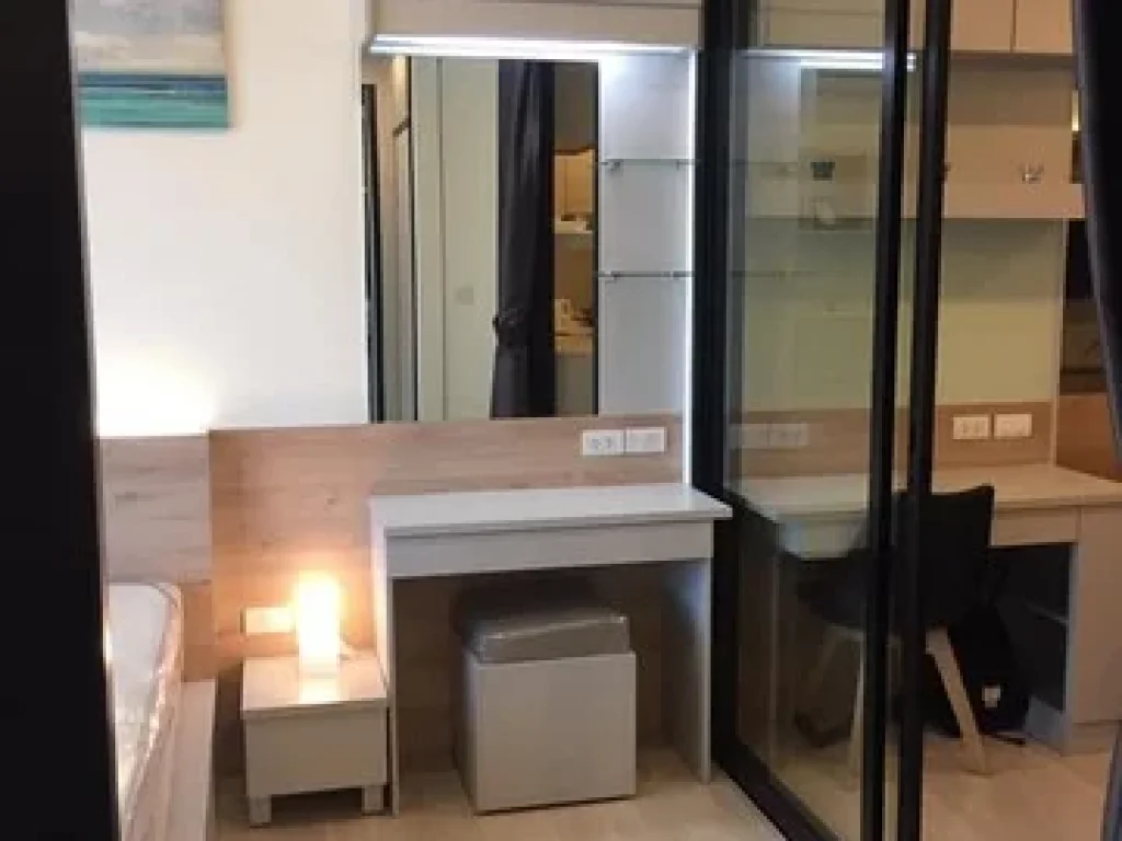 For rent Life asok 1 b 1 b 3595 sqm For 26 Fully furnished MRT Phetchaburi