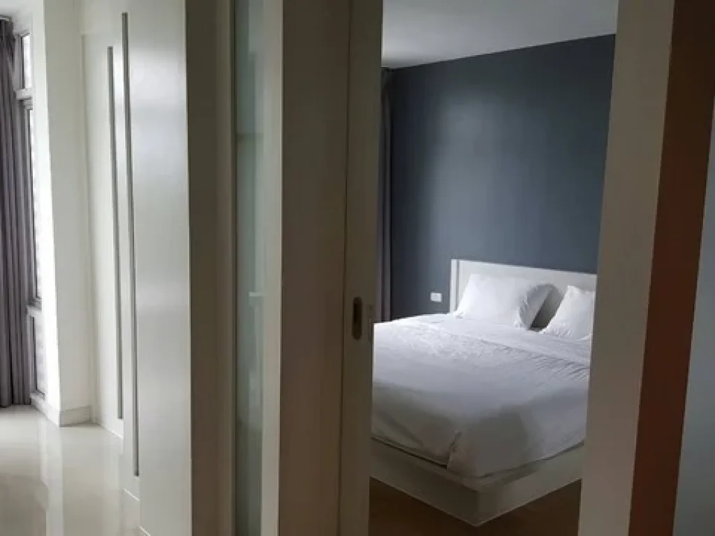 ขาย คอนโด 1Bed room ราคาเบาๆ 125 พร้อมเฟอร์หิ้วกระเป๋าเข้าอยู่ได้เลย